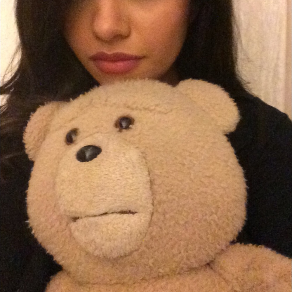 Meet your Posher, April